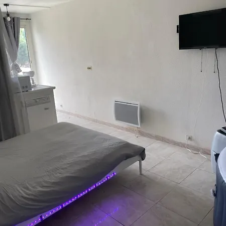 : Jolie Tres Calme Montpellier