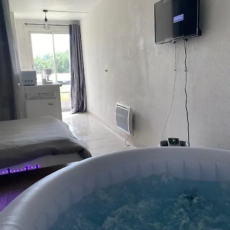 : Jolie Très Calme Appartamento