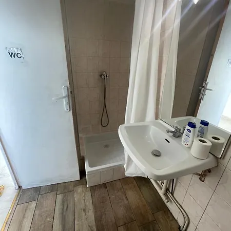 : Jolie Tres Calme *