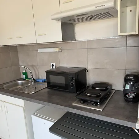 : Jolie Tres Calme * Μονπελιέ